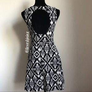 •Victoria's Secret PINK• Cutout Skater Dress M